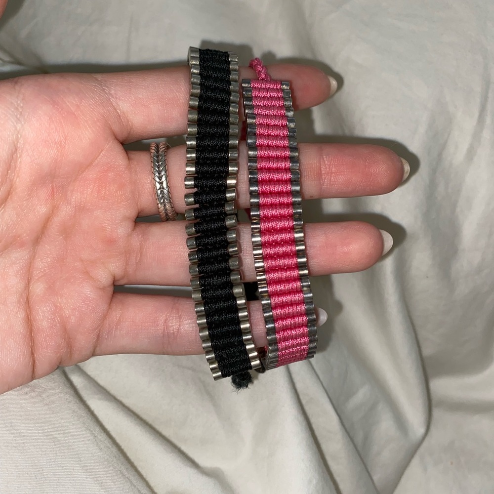 4 bracelets for 1